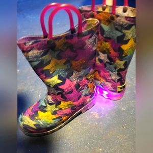 Girl sz 12 light up boots